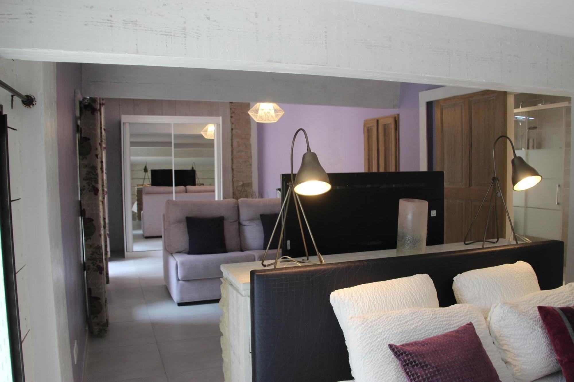 Murs  Le Hameau Fleur De Pierres , Chambre , Gite Et Table D'Hotes מראה חיצוני תמונה